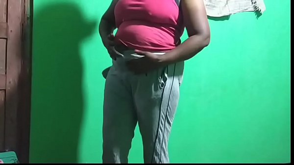 exposed big indian bhabi boobs